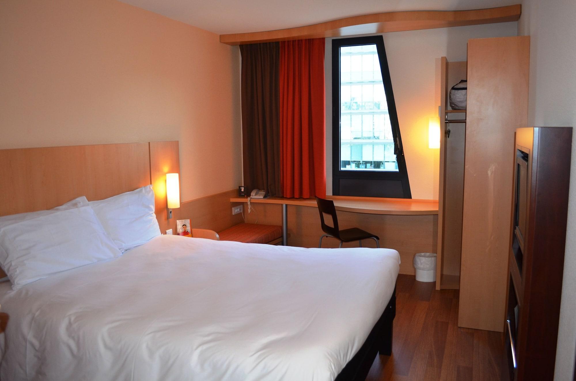 Ibis Marseille Centre Euromed Hotel Exterior foto